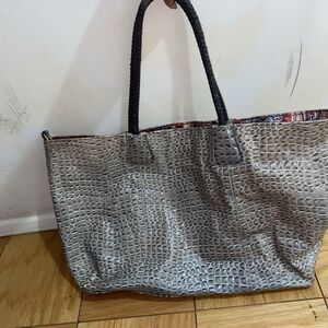 Big Buddha Womens Handbag Crocodile Double Strap Gray Large 21” X 13”